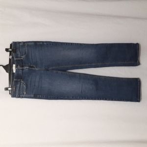 White House Black Market Women Blanc Slim Crop Size 2 Flap Back Pockets